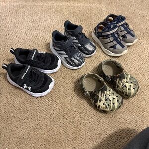 Toddler boy all size 5.